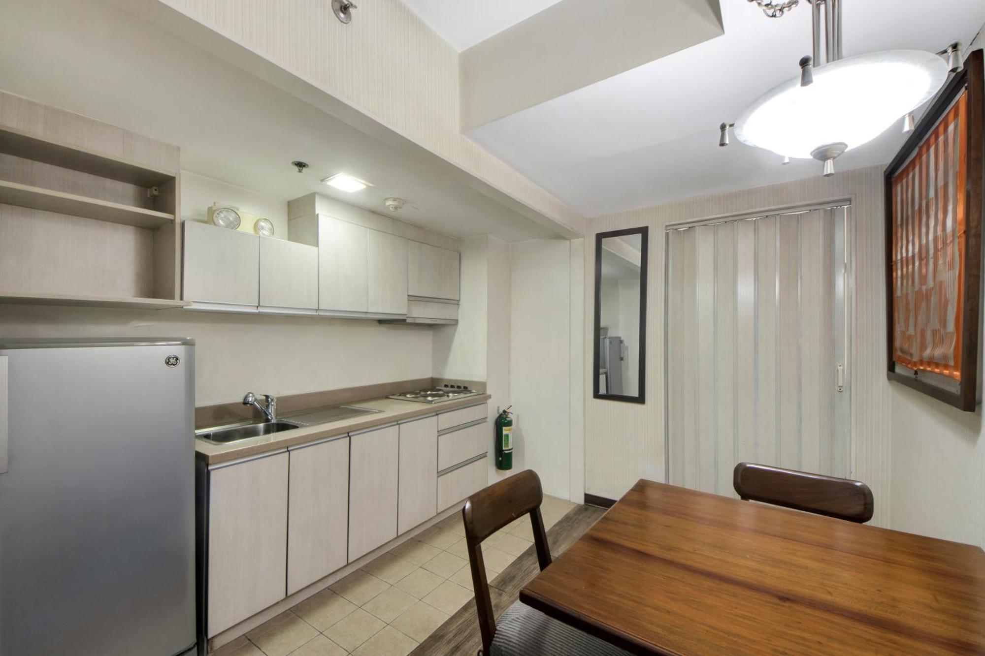 Hotel Ceo Flats Makati City Exterior foto
